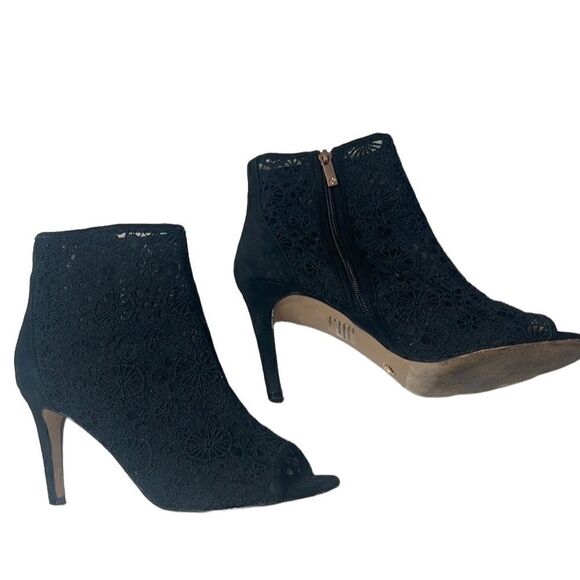 Nanette Lepore Lace Heidi Black Peep Toe Heel. Size 9. - Picture 1 of 11